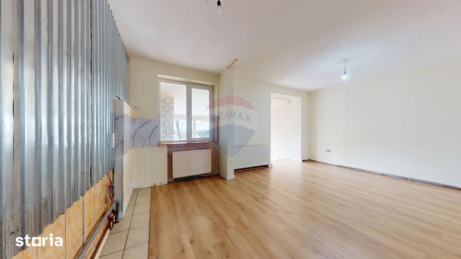 Spațiu comercial, de 84 mp, în Bartolomeu