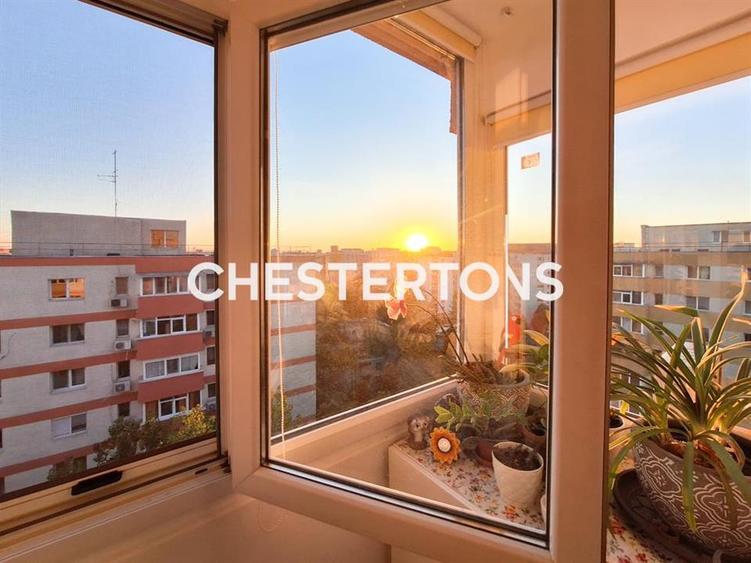 Apartament cu 3 camere decomandat în Tei