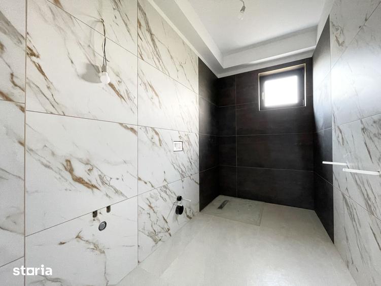 Casă cu 4 camere cu Teren 300 Mp în Central