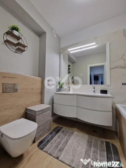 Apartament cu 4 camere decomandat în Aviației
