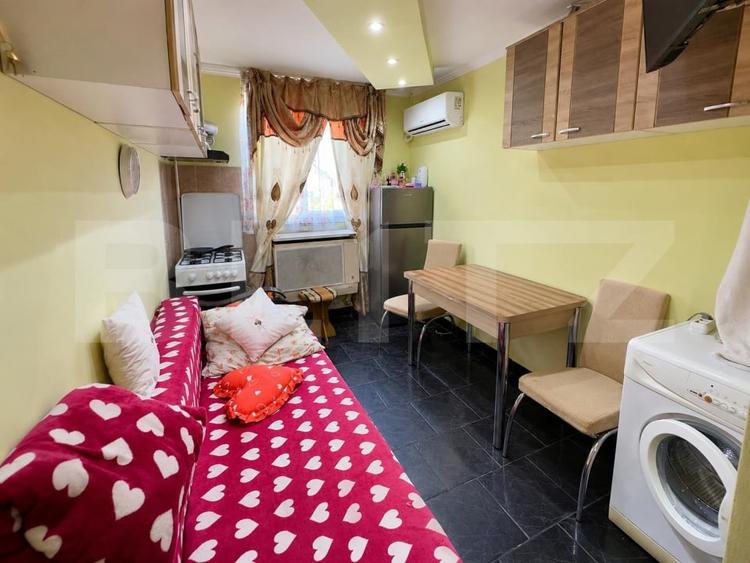 Garsonieră decomandată, mobilată în Aiud
