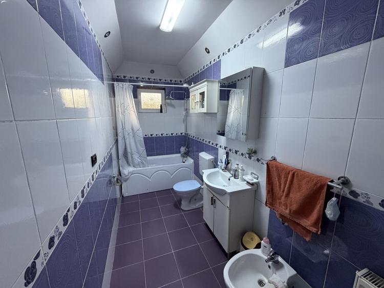 Casă individuală cu 4 camere cu Canalizare în Blaj