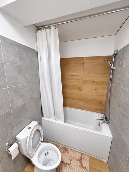 Apartament cu 2 camere decomandat în Vișani