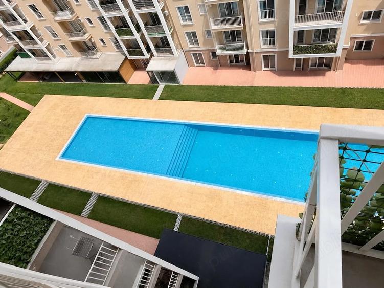 Apartament cu 4 camere decomandat în Pipera