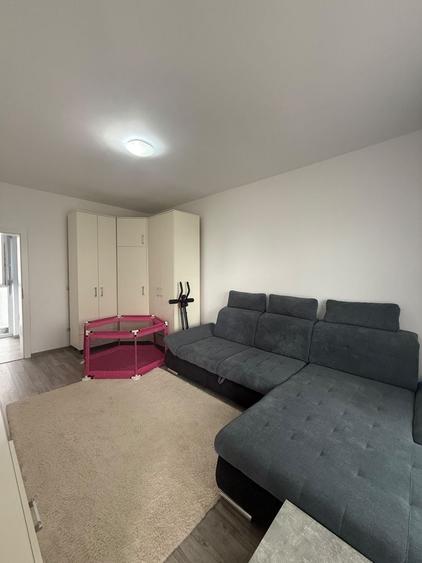 Apartament cu 2 camere decomandat în Giroc