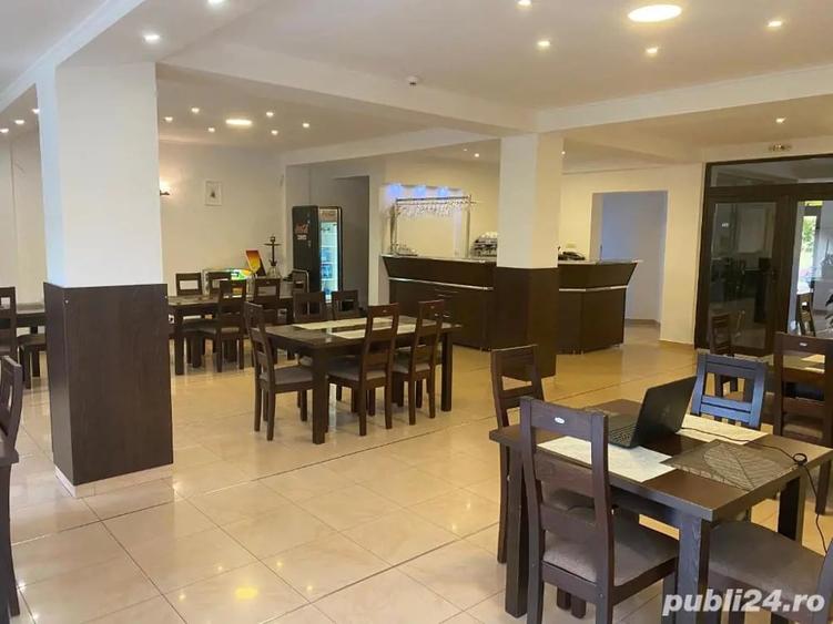 Spațiu comercial, de 1,000 mp, în Mehala