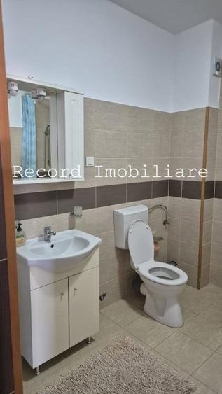 Apartament cu 2 camere semidecomandat în Florești