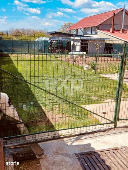 Casă cu 4 camere cu Canalizare în Albota