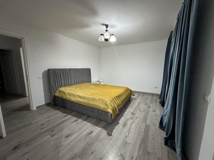 Casă cu 3 camere cu Teren 200 Mp în Central