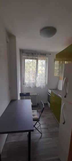Apartament cu 2 camere semidecomandat în Tineretului