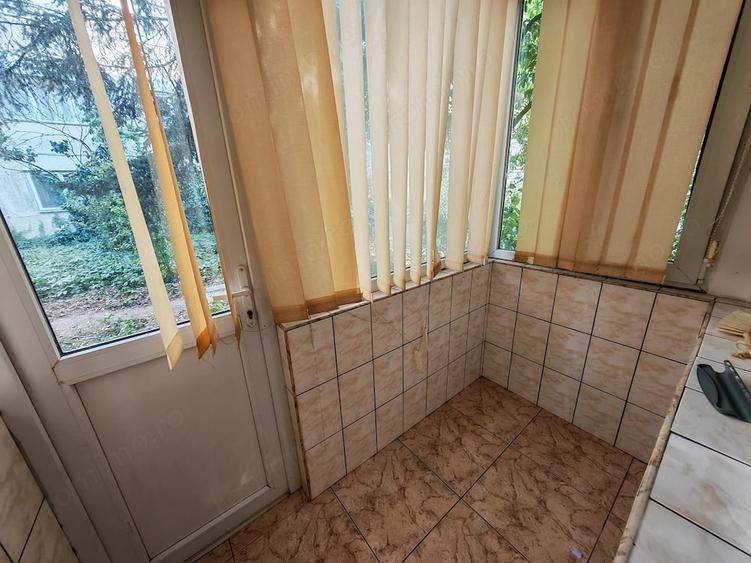 Apartament cu 2 camere nedecomandat în Girocului