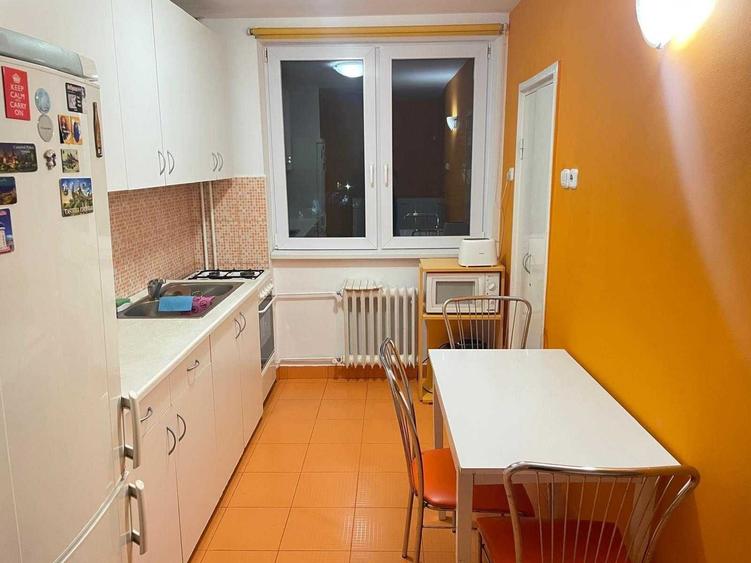 Apartament cu 2 camere decomandat în Ultracentral