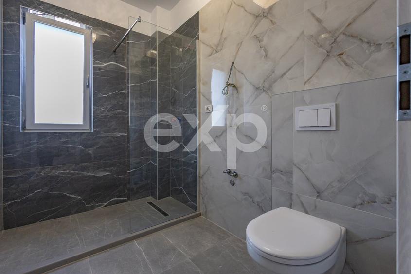 Apartament cu 3 camere decomandat în Braytim