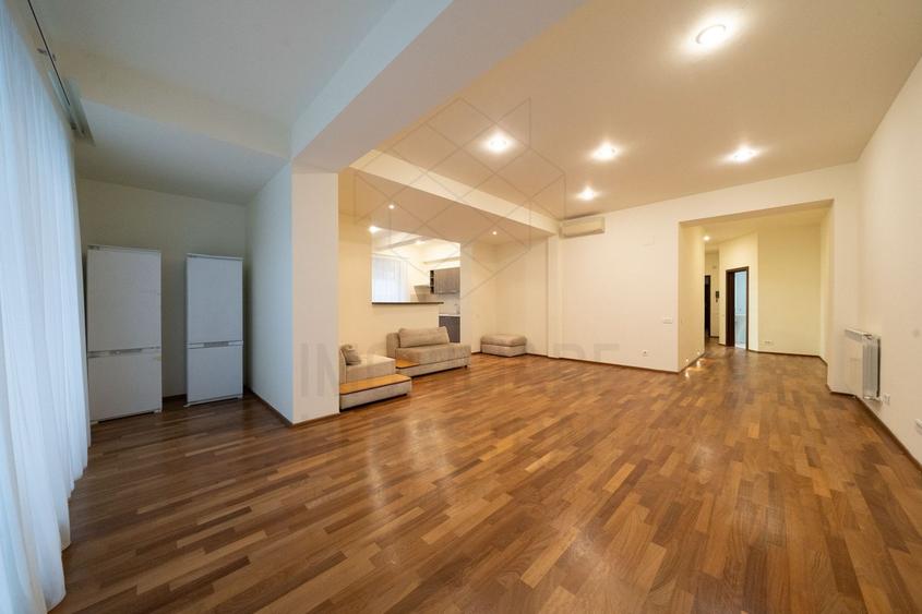 Apartament cu 3 camere decomandat în Șoseaua Nordului