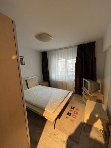 Apartament cu 3 camere decomandat, mobilat în Unirii