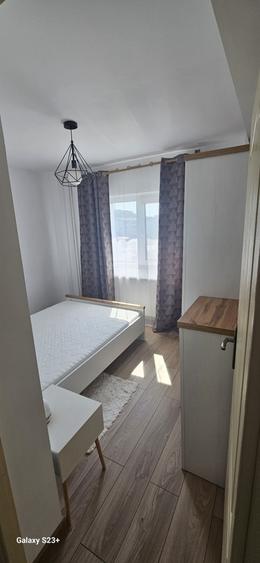 Apartament cu 2 camere decomandat în Faleză
