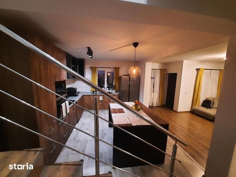 Casă cu 4 camere cu Teren 450 Mp în Joița