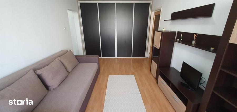 Apartament cu 3 camere în Tudor Vladimirescu