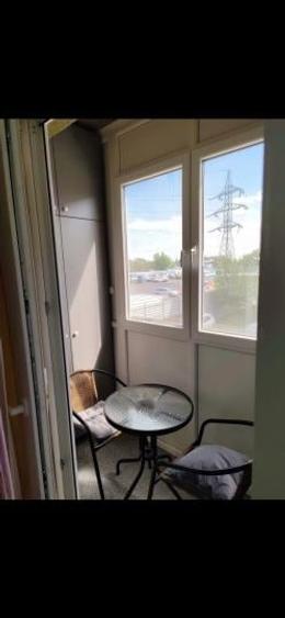 Apartament cu 3 camere decomandat, mobilat în Progresul