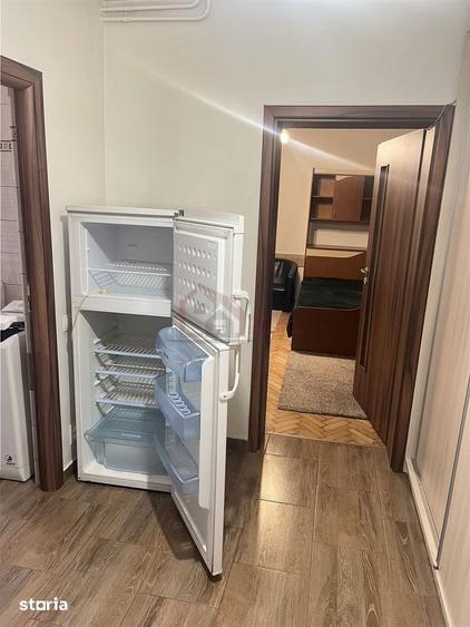 Garsonieră decomandată, mobilată în Tei