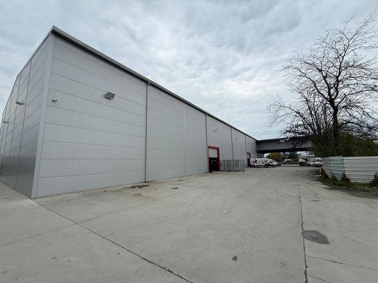 Hală industrială de vânzare | 2.350 mp | Vizibilitate din Centura - 5