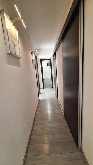 Apartament cu 3 camere decomandat în Olimpia-Stadion