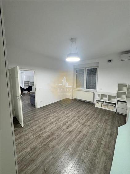 Apartament cu 3 camere circular, mobilat în Take Ionescu