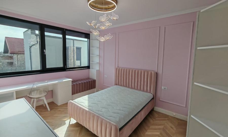 Casă individuală cu 3 camere cu Canalizare în Bd. Coșbuc