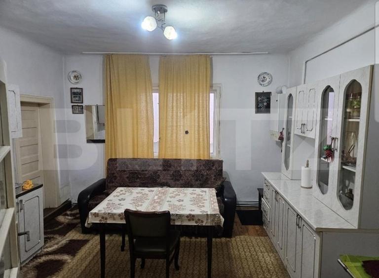 Casă individuală cu 2 camere cu Canalizare în Câmpia Turzii
