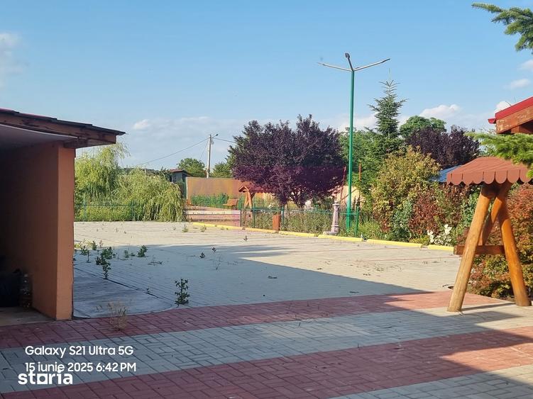 Casă cu 10 camere cu Teren 6000 Mp în Bulbucata