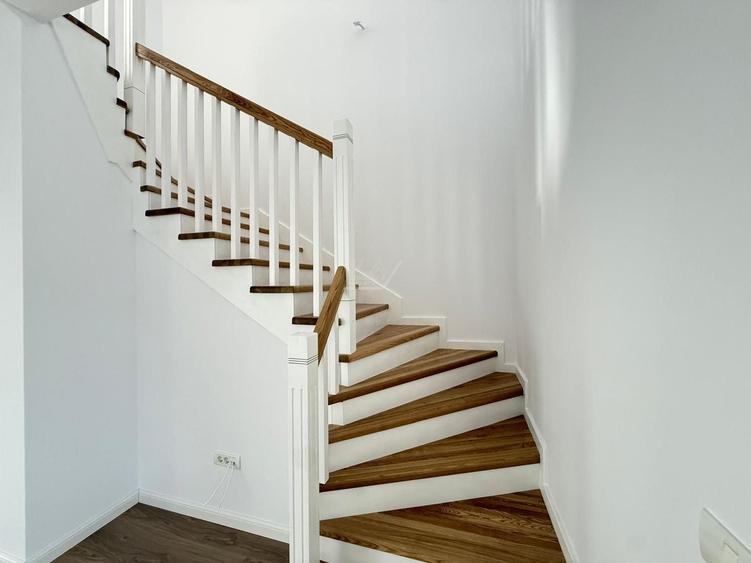 Duplex cu 4 camere cu Canalizare în Braytim