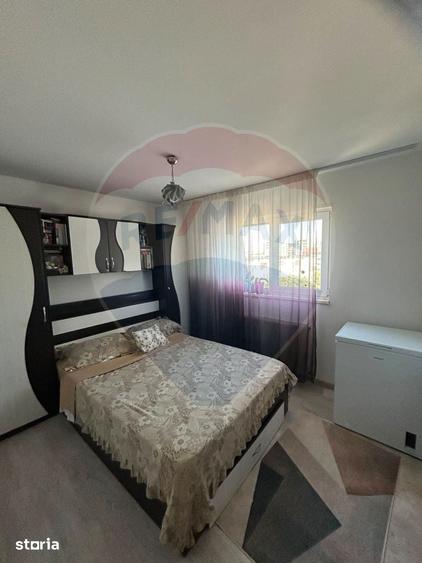 Apartament cu 3 camere de vanzare - 1