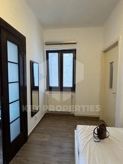 Apartament cu 2 camere semidecomandat în Armeneasca