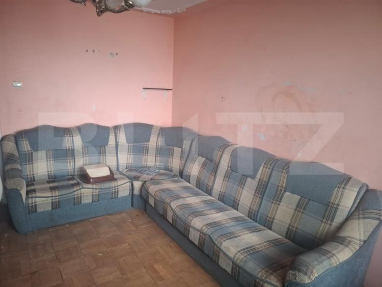 Apartament 3 camere, 65 mp, zona Găești - 2