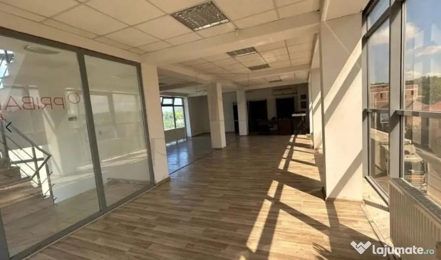 Spațiu comercial, de 80 mp, în Simion Bărnuțiu