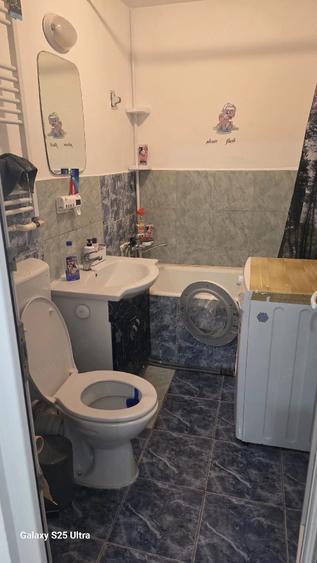 Garsonieră decomandată în Cotu Vameș