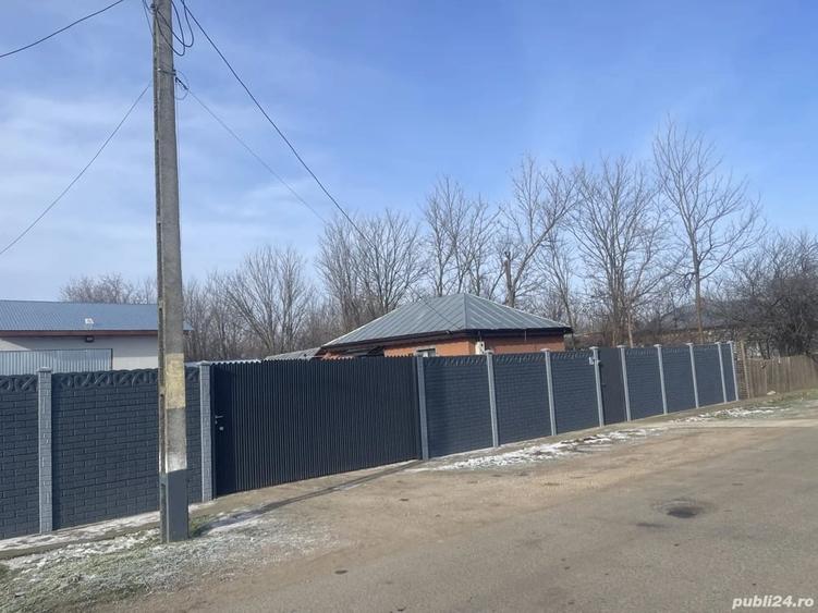 Casă cu 5 camere cu Teren 2000 Mp în Movila Miresii