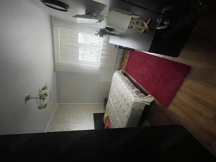 Apartament cu 2 camere semidecomandat în City Park Mall