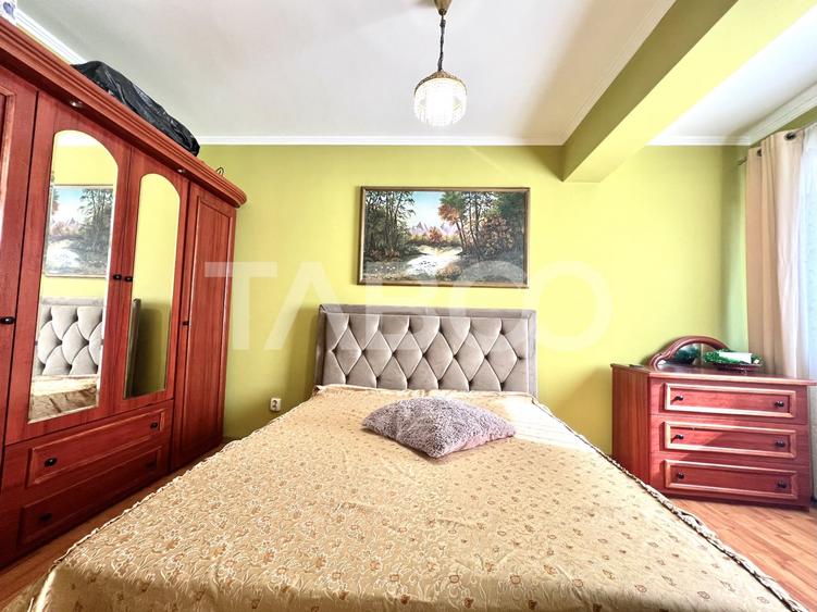 Apartament cu 4 camere semidecomandat, mobilat în Gheorgheni