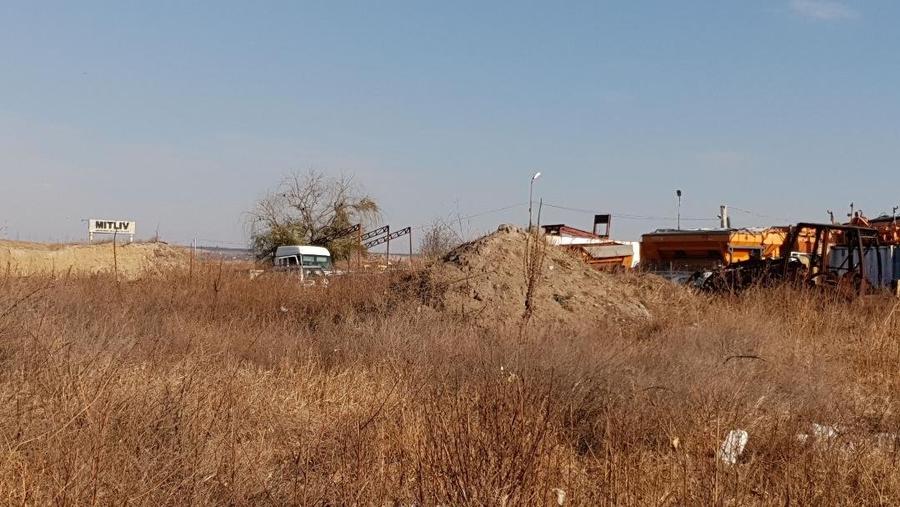Teren Construcții extravilan de 7000 mp, în Cernele