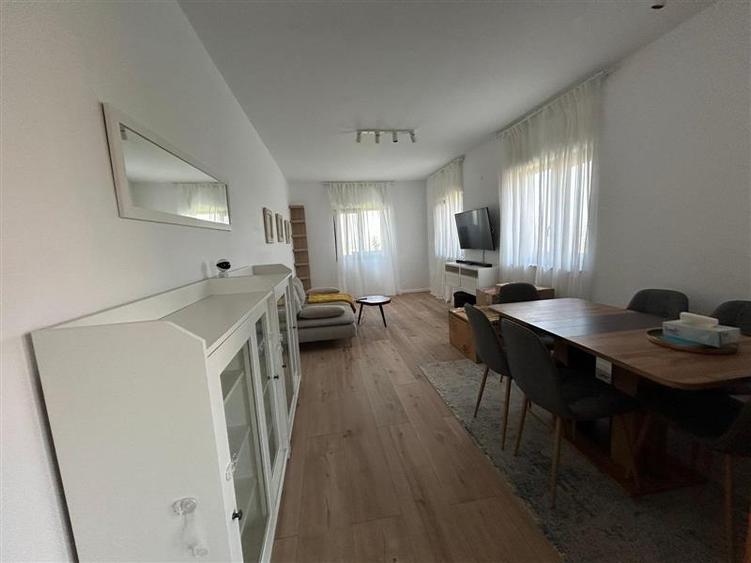 Casă individuală cu 4 camere cu Teren 479 Mp în Aeroport