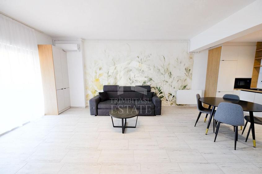 Apartament cu 2 camere semidecomandat, mobilat în Exterior Est