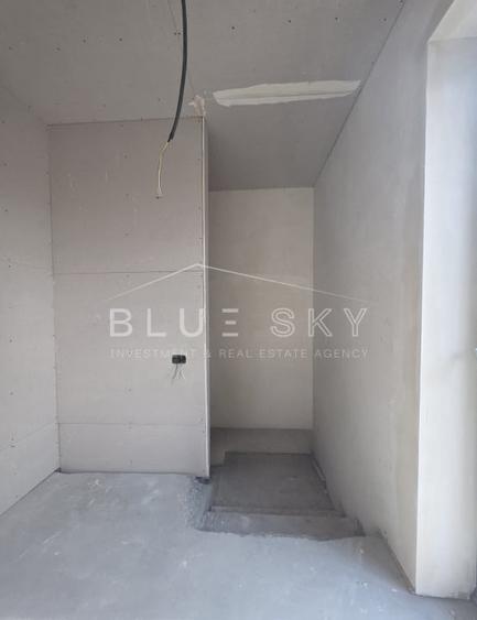 Apartament cu 3 camere decomandat în Inel I