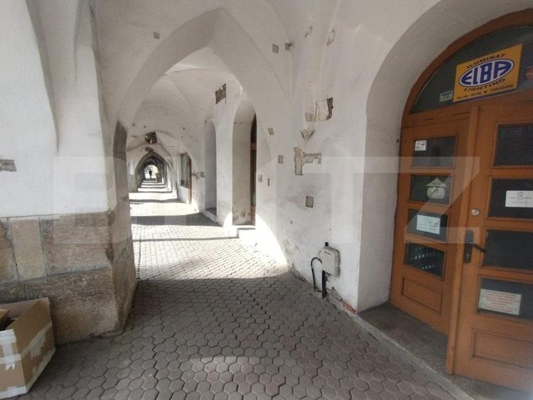 Spațiu comercial, de 600 mp, în Ultracentral