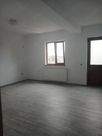 Casă cu Teren 120 Mp în Haliu