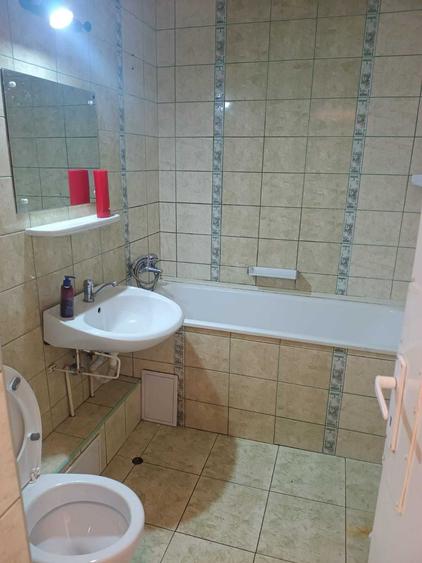 Apartament cu 3 camere în Șoimeni