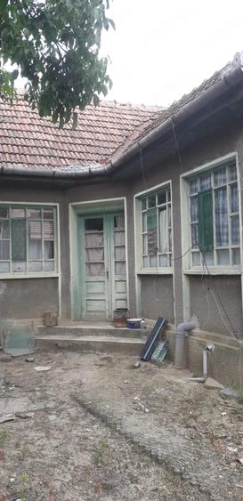 Casă cu Teren 1800 Mp în Ictar-Budinți