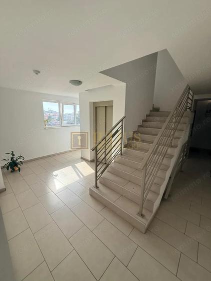 Apartament cu 2 camere semidecomandat, mobilat în Fratelia