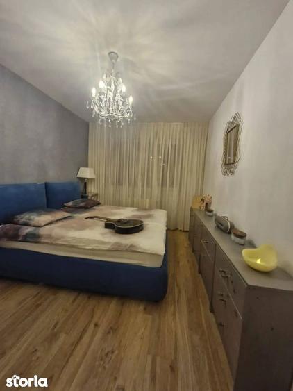 Apartament cu 2 camere decomandat, mobilat în Central