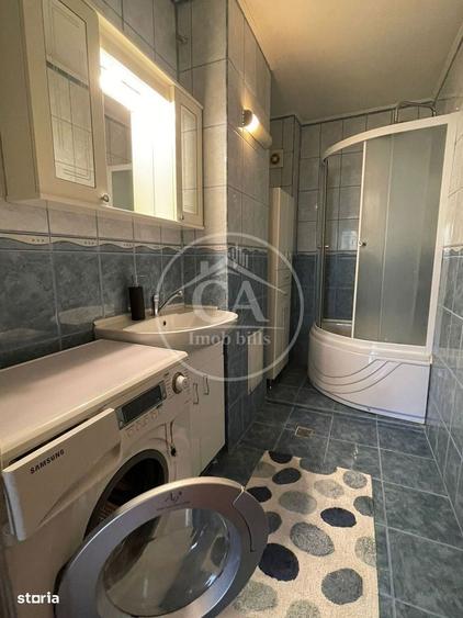 Apartament cu 3 camere decomandat în Dacia